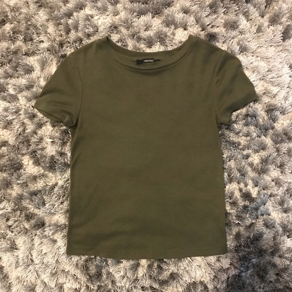 Army Green Basic Tee from Forever 21!